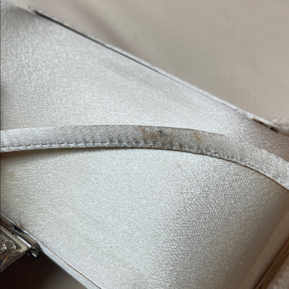 Vintage Cream Satin Clutch Bag - Picture 12 of 16